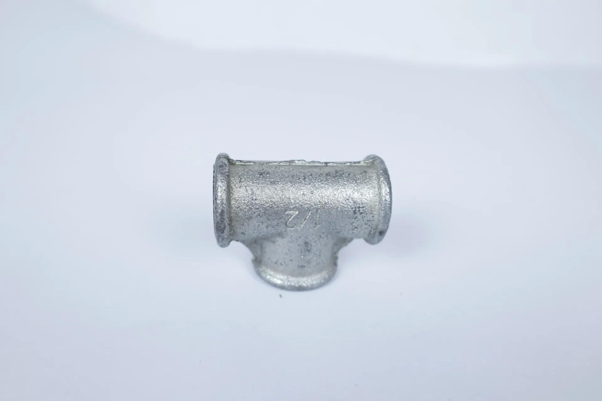 حديد مجلفن 1/2 T